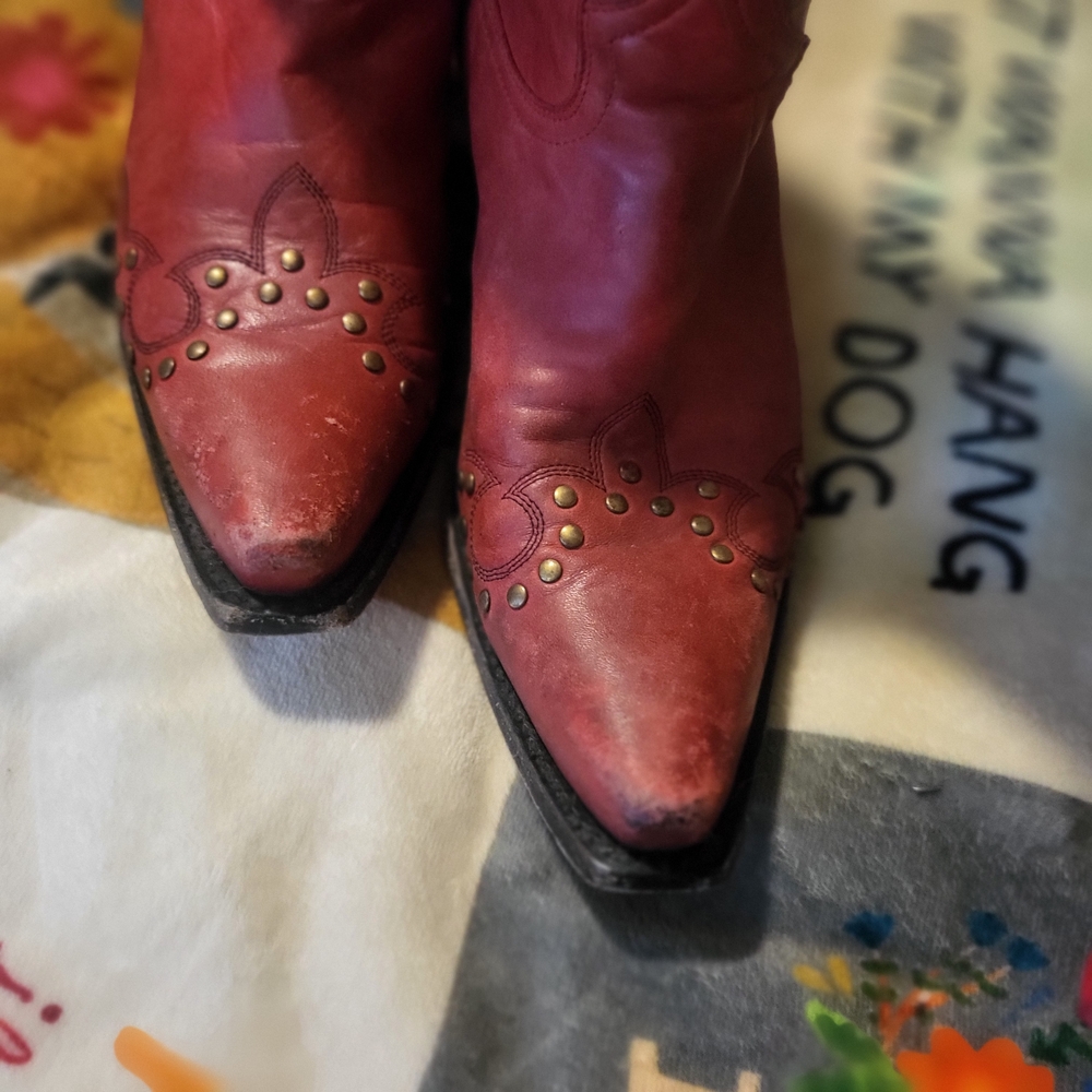 Corral Red Snip Toe Cowgirl Boots, Size 9 - Picture 2 of 16